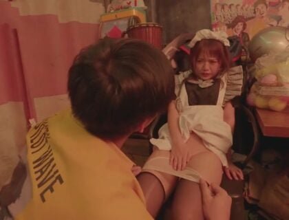 Chị gái xinh đẹp bị bại lộ nghề nghiệp, đồng nghiệp lần lượt gợi ý tán tỉnh mỗi đêm