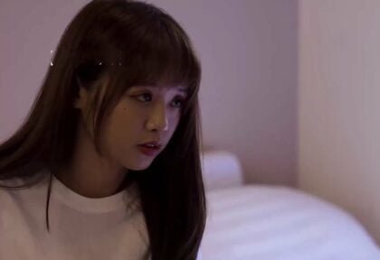 Lần đầu tiên khám phá những khoái cảm mặn nồng bên cô bạn gái gợi cảm