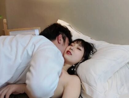 Trải nghiệm vui vẻ với cô bạn gái mới quen trong khách sạn suốt đêm